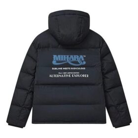 Chaqueta de plumón con capucha oversize de la colaboración Fila x Mihara Yasuhiro «Black White Blue»