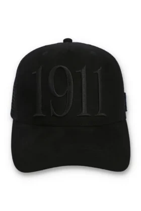 Gorra grande Hazza 1911 con parte trasera de malla y bordado en negro