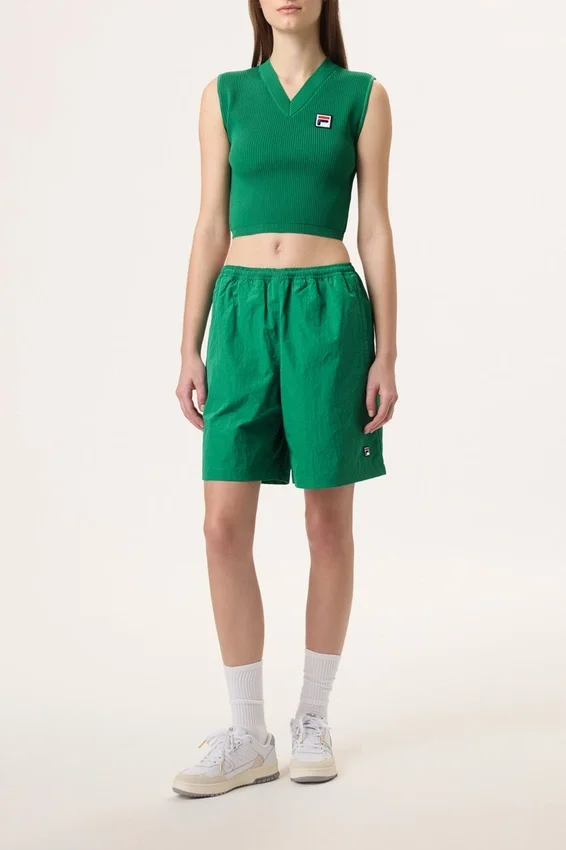 Pantalones cortos arrugados verdes de Fila x Hailey
