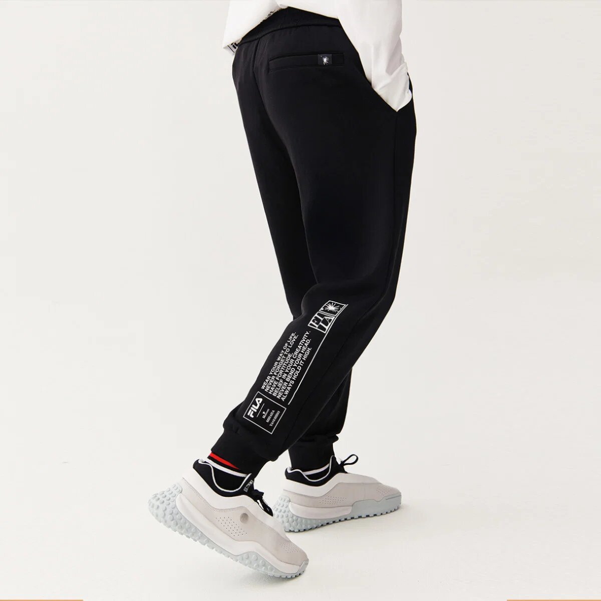 Pantalones largos deportivos de punto Fila x Mihara Crossover Casual Bundle Feet, negros