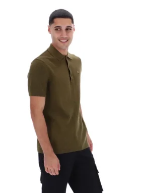 Polo de punto texturizado «Sander» en verde oliva oscuro