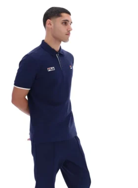 Polo Pablo de Fila en azul marino con tres botones y ribete