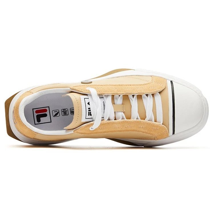 Zapatillas bajas informales Mihara x Fila Beige